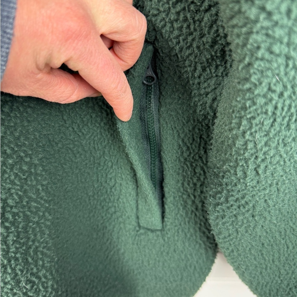 Lands' End women’s Cozy Sherpa Fleece green zip up jacket. Size large 14-16. - Picture 4 of 6